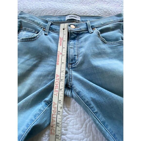 Sonoma Girlfriend Jeans Blue Light Wash Relaxed Fit Size 4 - Picture 9 of 11